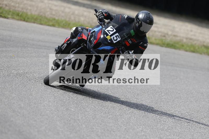 Archiv-2025/23 07.06.2025 TZ Motorsport ADR/25